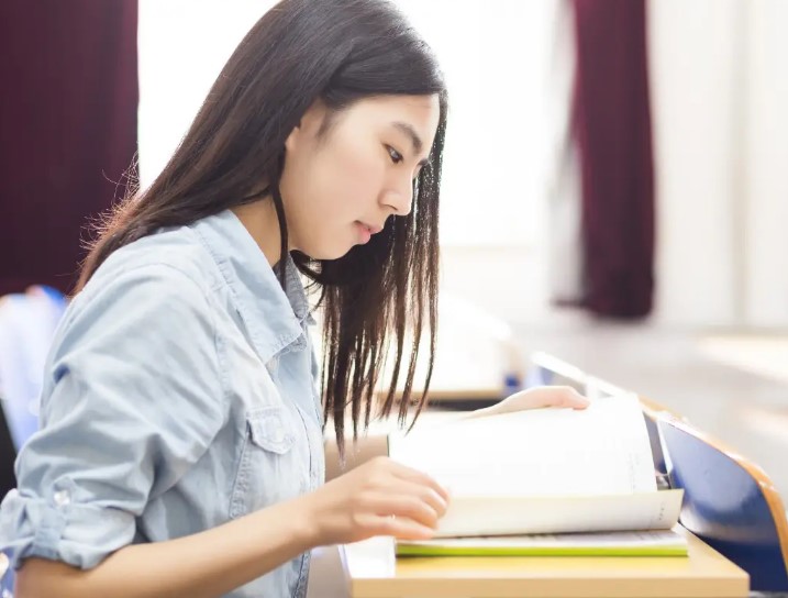 Mengungkap Rahasia Algoritma Duolingo Dalam Menjaga Motivasi Belajar Bahasa